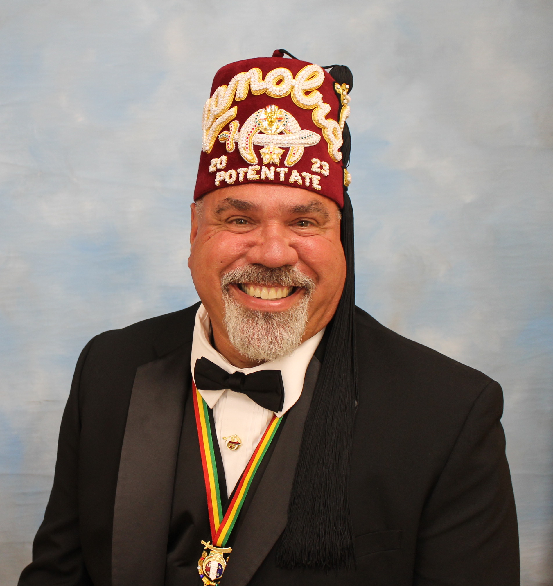 Country Singer On Shriners Commercial - zjyzodi